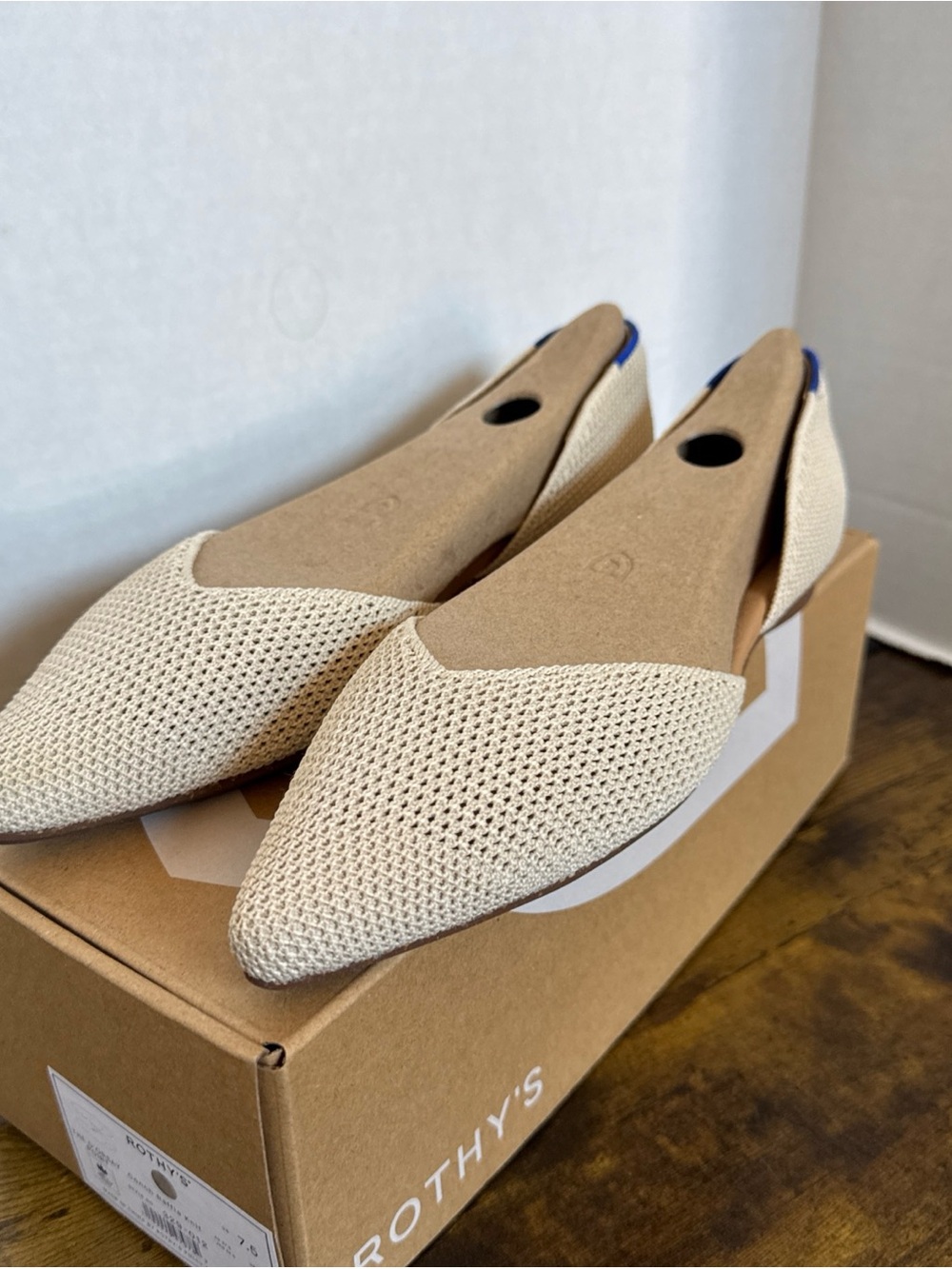 Rothy’s Women’s The d'Orsay Point Flat Size 7.5 Conch Raffle Knit NEW - Picture 3 of 7